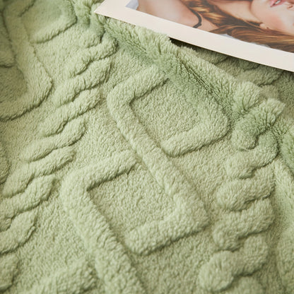 Cozy Double-Sided Fluffy Blanket for All Seasons