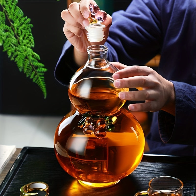 Hand-Blown Gourd-Shaped Glass Decanter with Golden Accents - 16.9oz Unique Whiskey & Wine Bottle